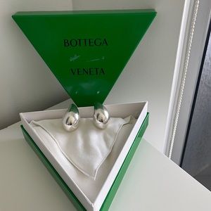 Bottega veneta large drop earrings in sterling silver